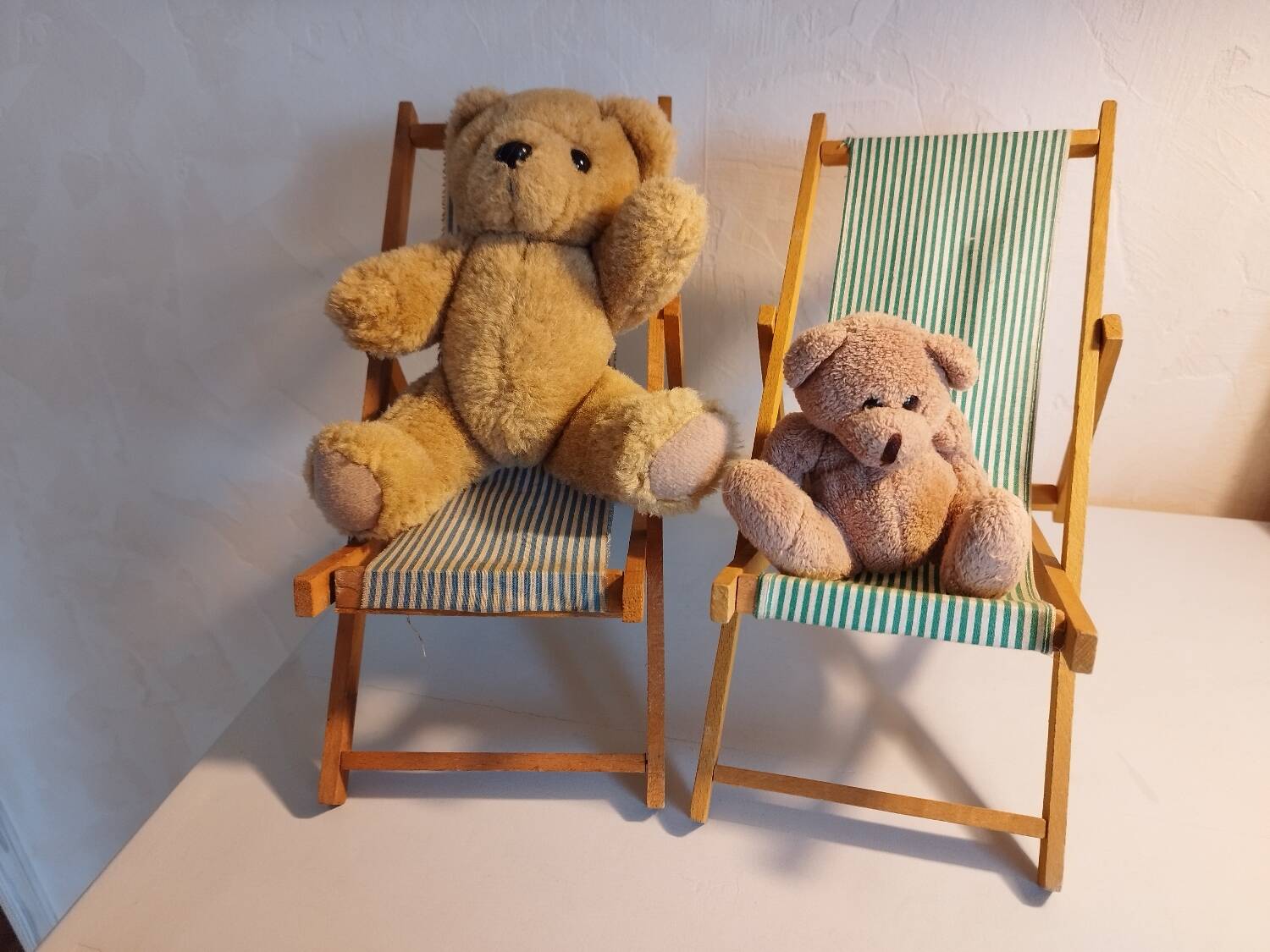 Doll's deckchair duo