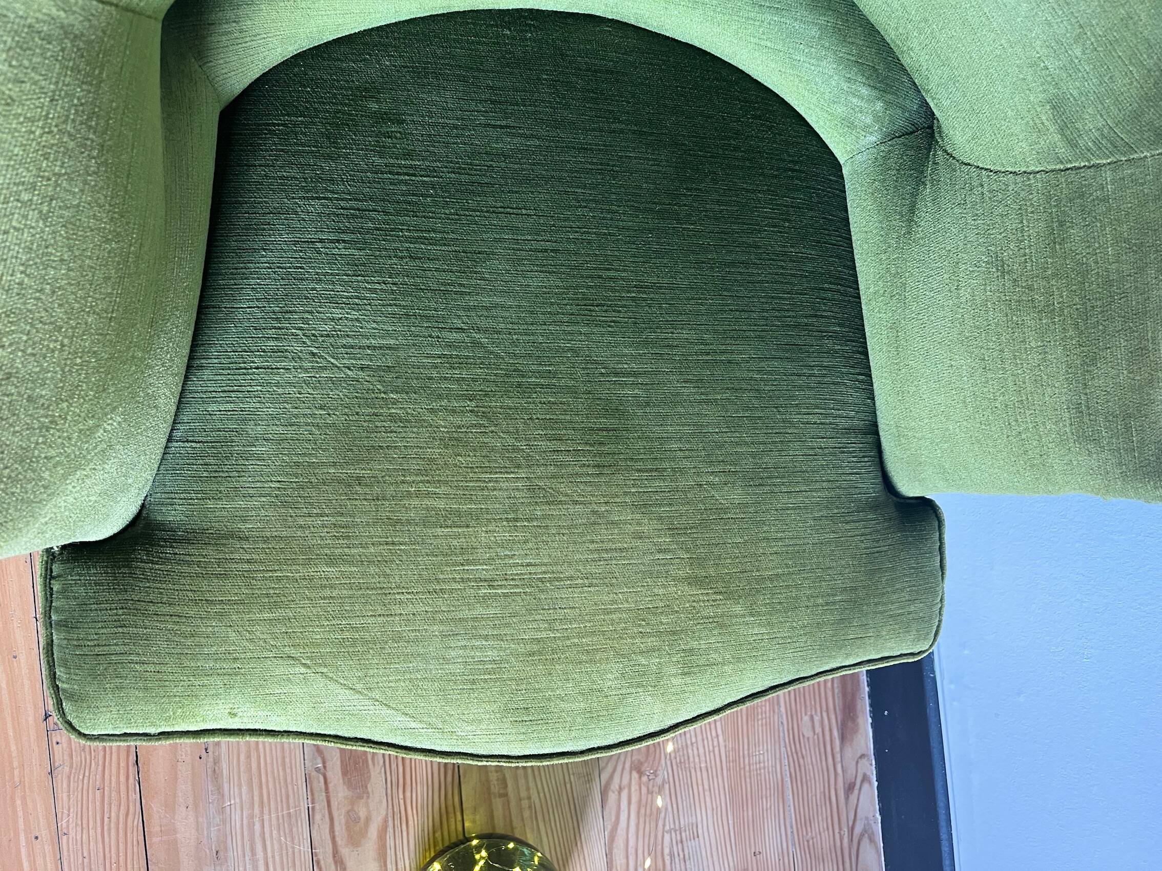 Hector toad armchair