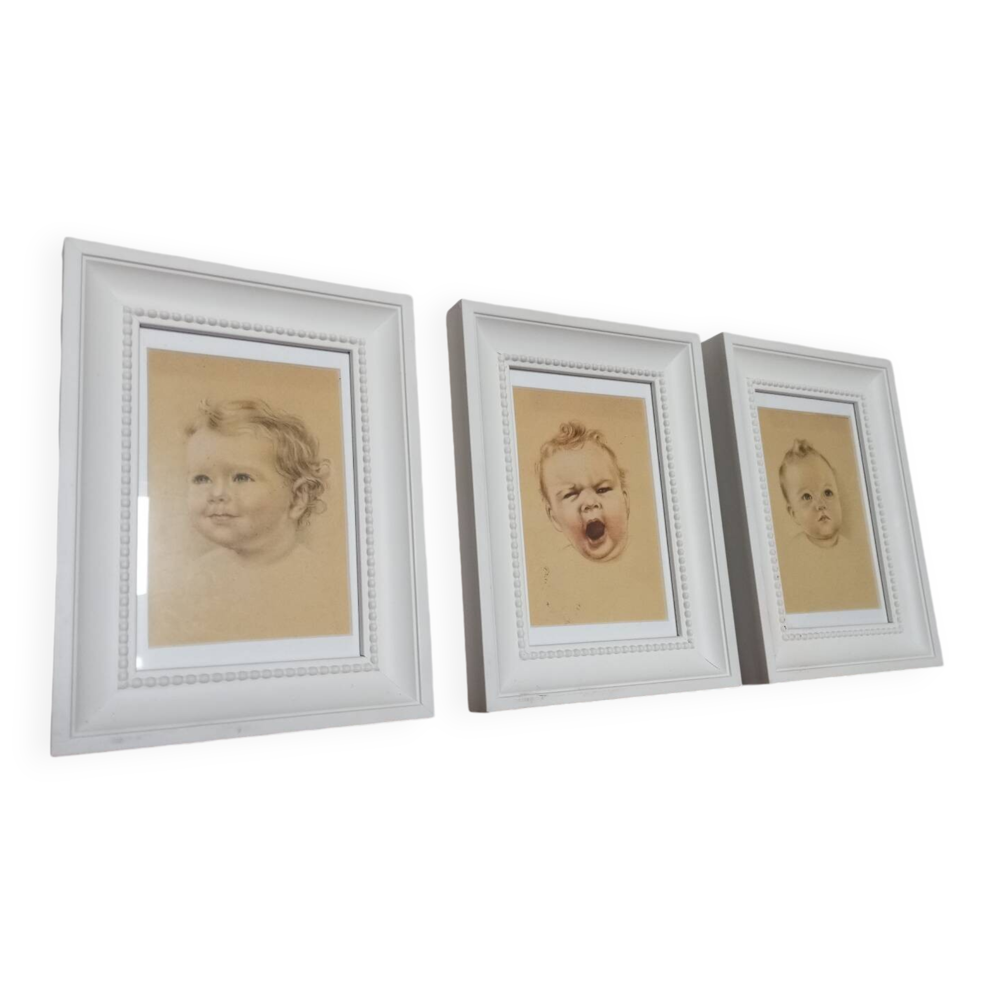 Trio d'illustrations juvéniles