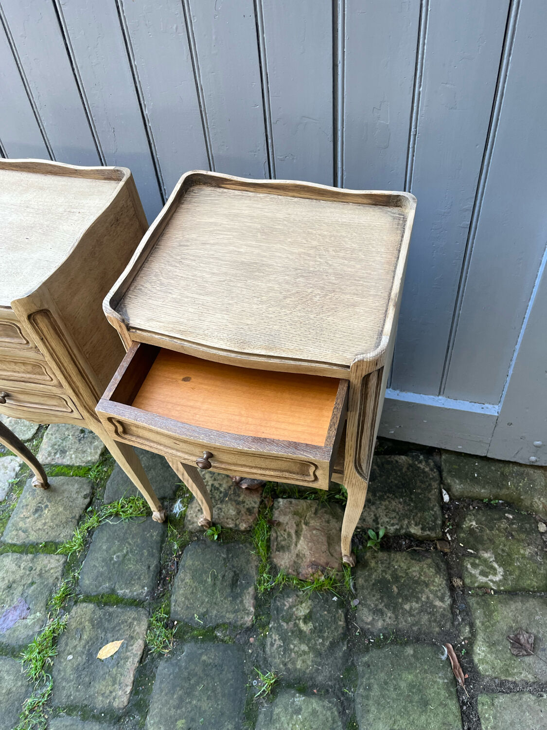 Pair of bedside table louis xv in clear raw chene