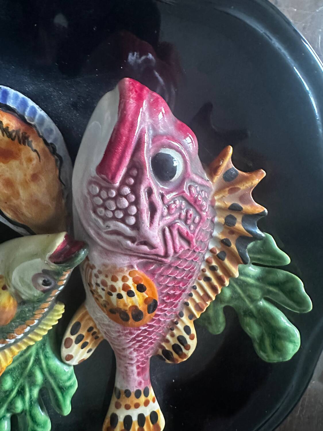 trompe l'oeil plate - Vallauris Majolica - Fish/Seafood -