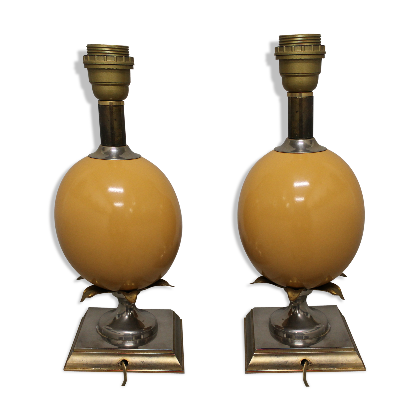 Pair of lamps feet "ostrich egg"