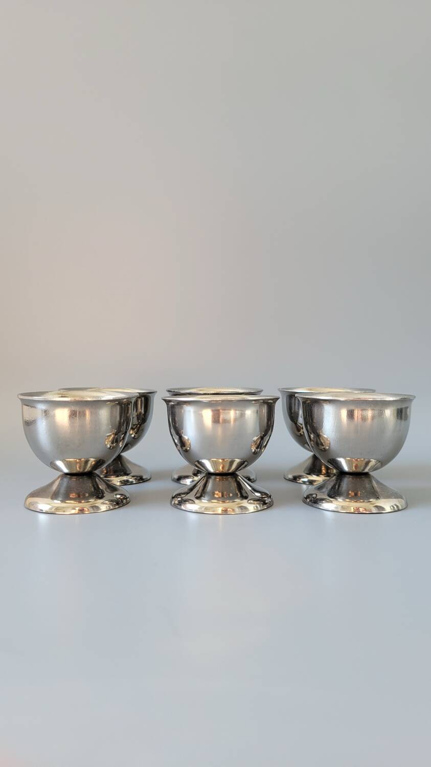 Set of 6 stainless steel egg cups