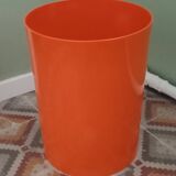 Umbrella trash can