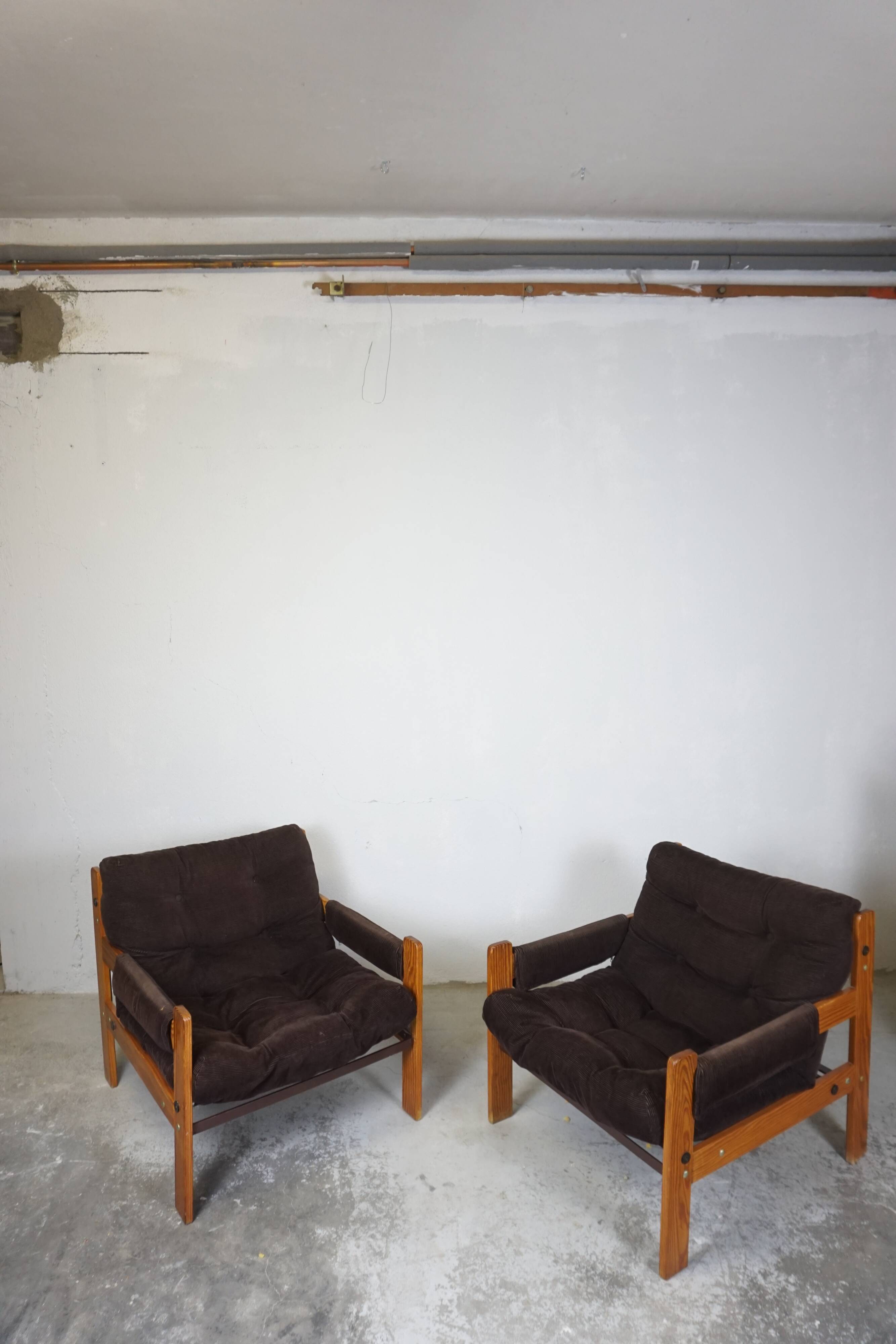 Pair velvet armchairs 70