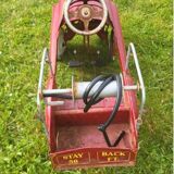 Pedal car