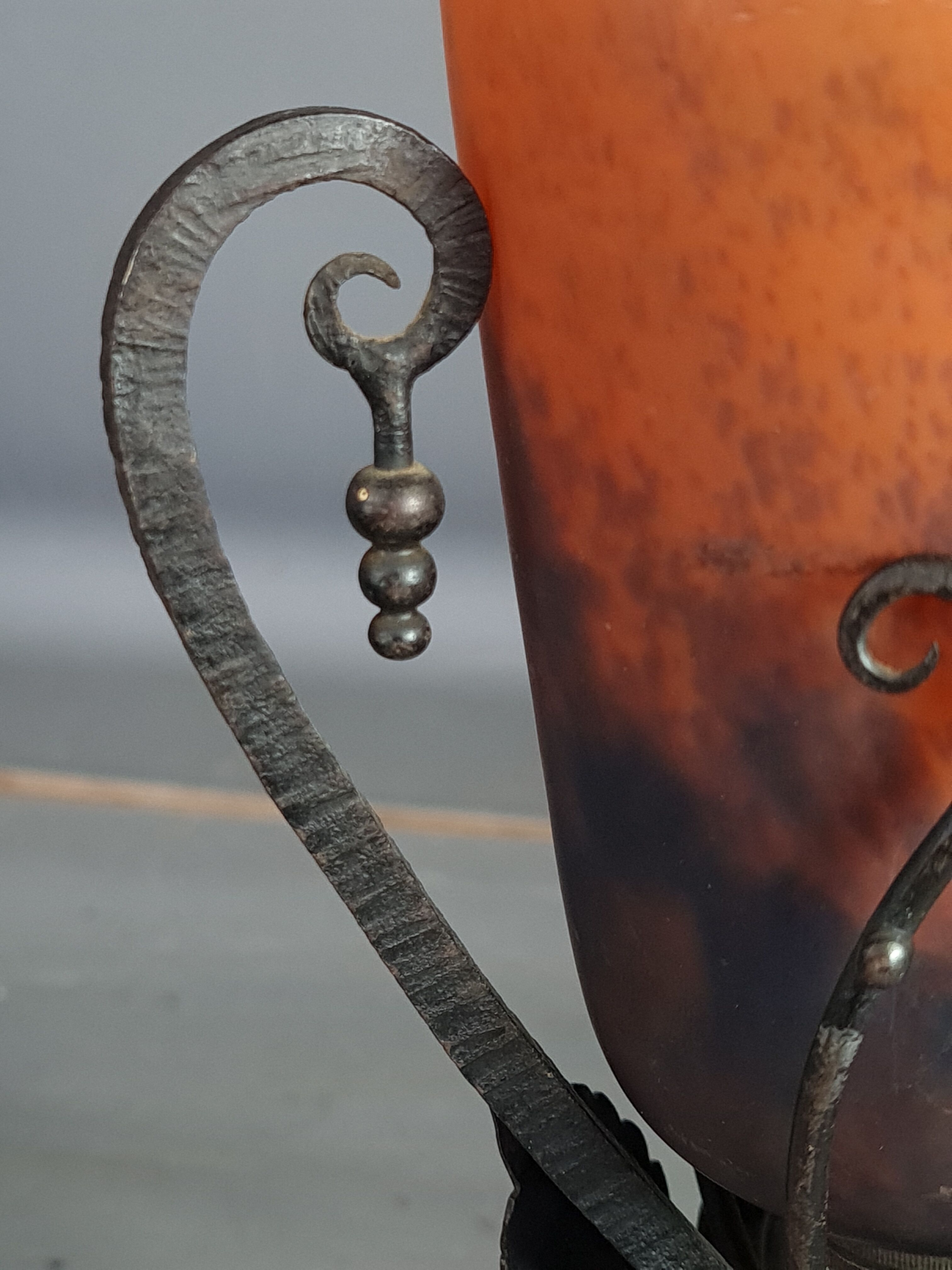 Daum, art-deco table lamp wrought iron tulip glass signed sb