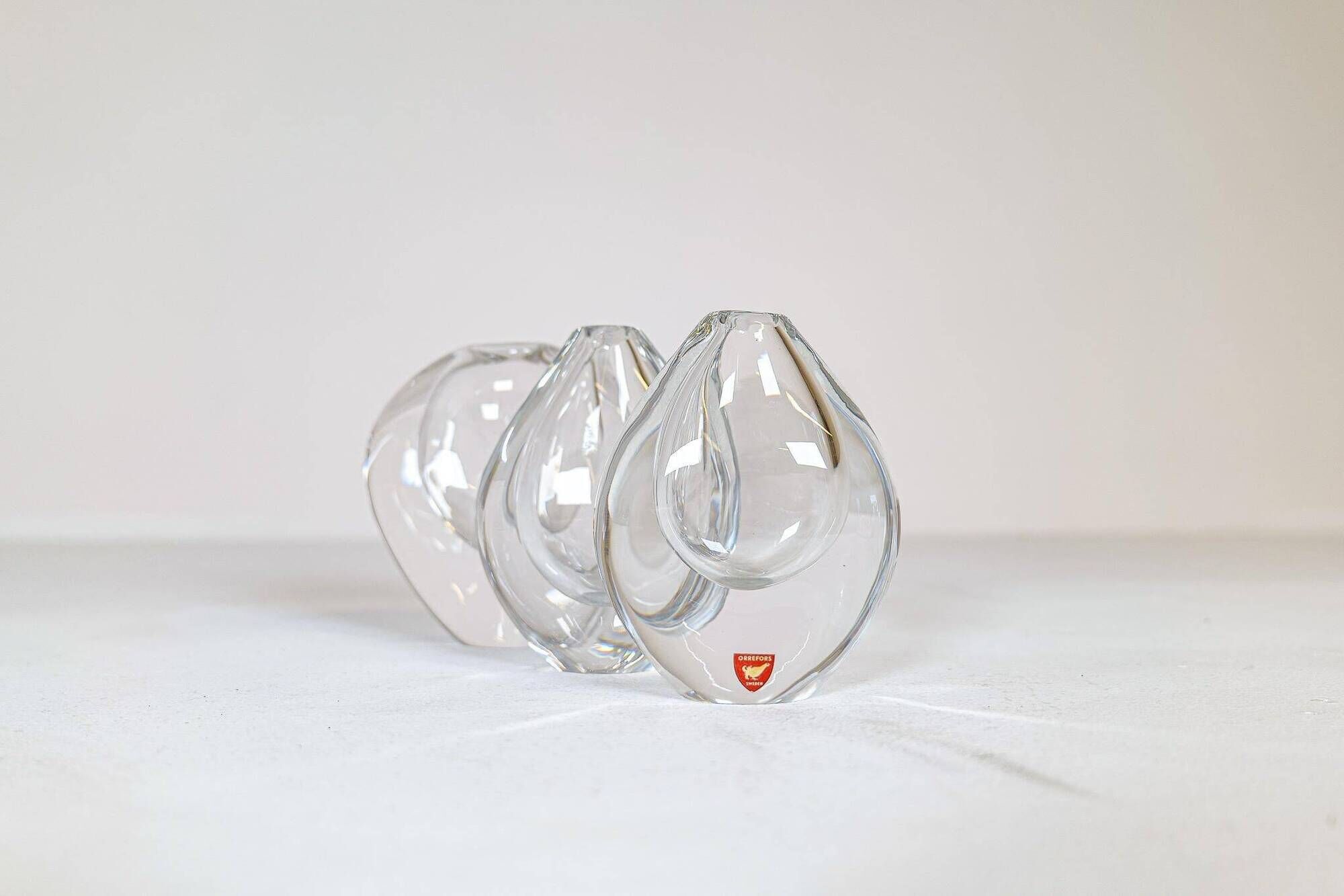 Midcentury Set of 3 Vases and Plate in Clear Crystal Glass Orrefors Sweden 1950