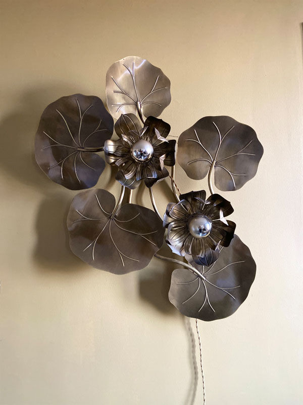 Large water lily wall lamp from the Florart house, 1960s-1970s