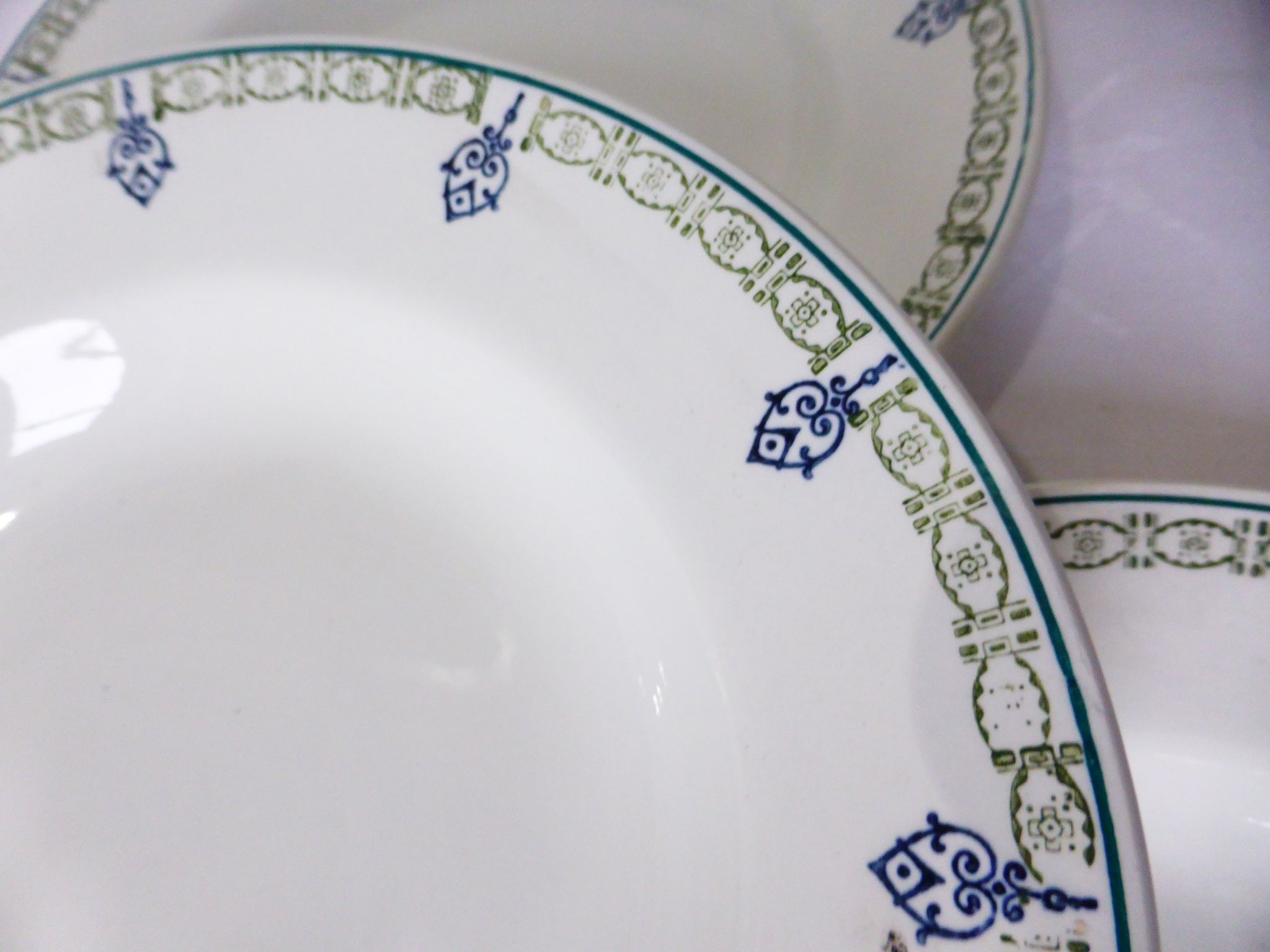 4 vintage deep plates from St Amand 211239