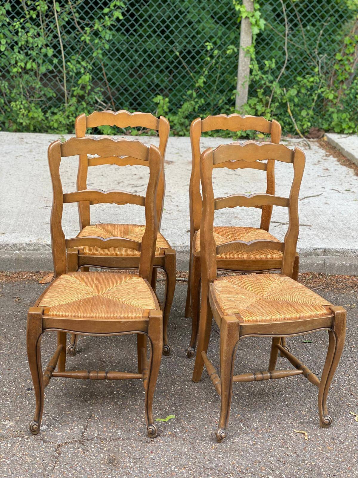 4 Louis XV chairs in solid oak and straw
