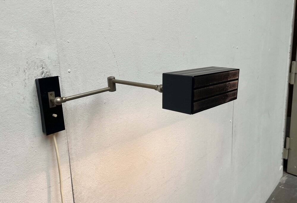 Mid-century German minimalist wall lamp model Flamingo by BUR, Bünte & Remmler Leuchten, 1960s.