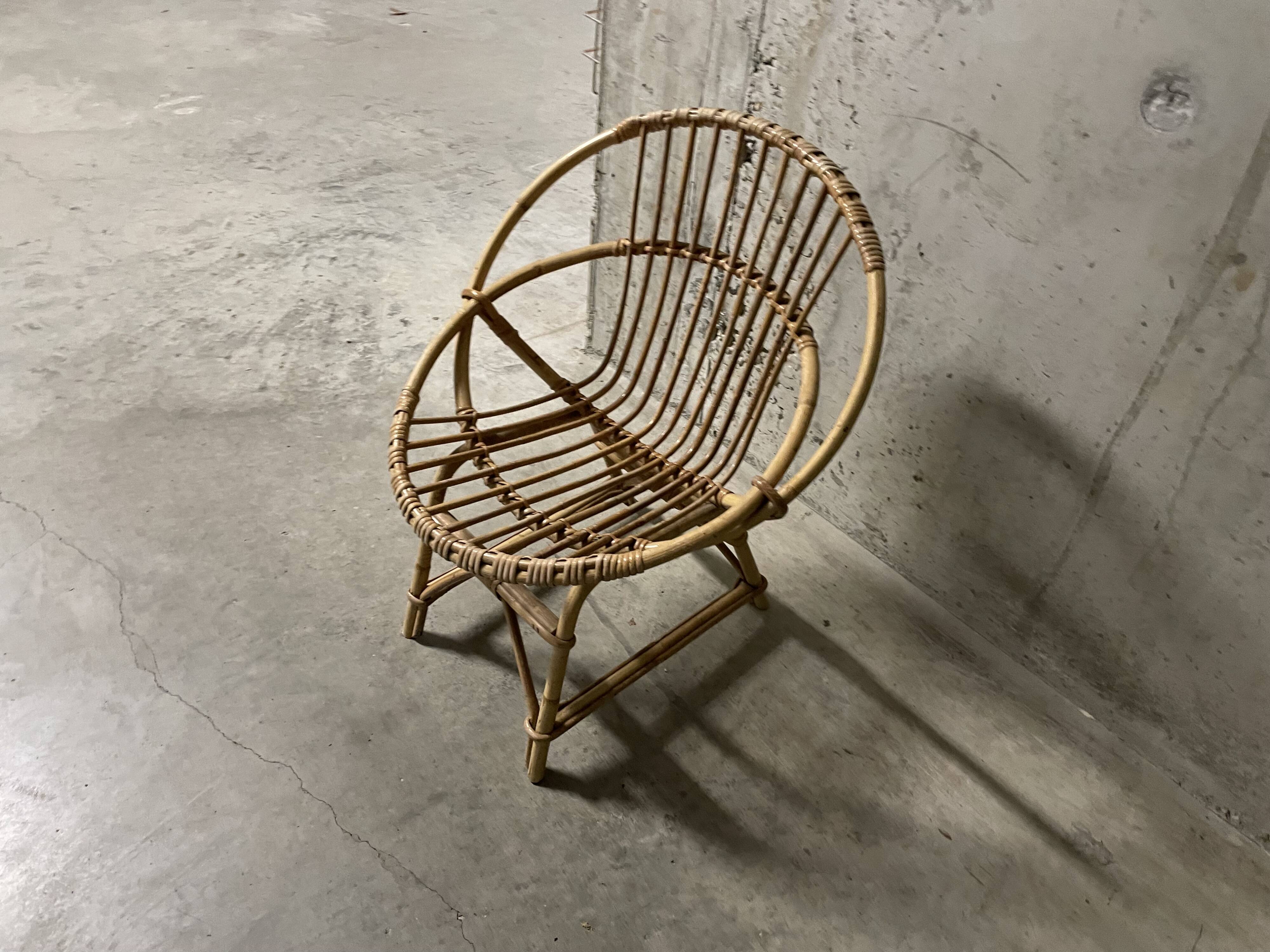 Children's rattan basket chair