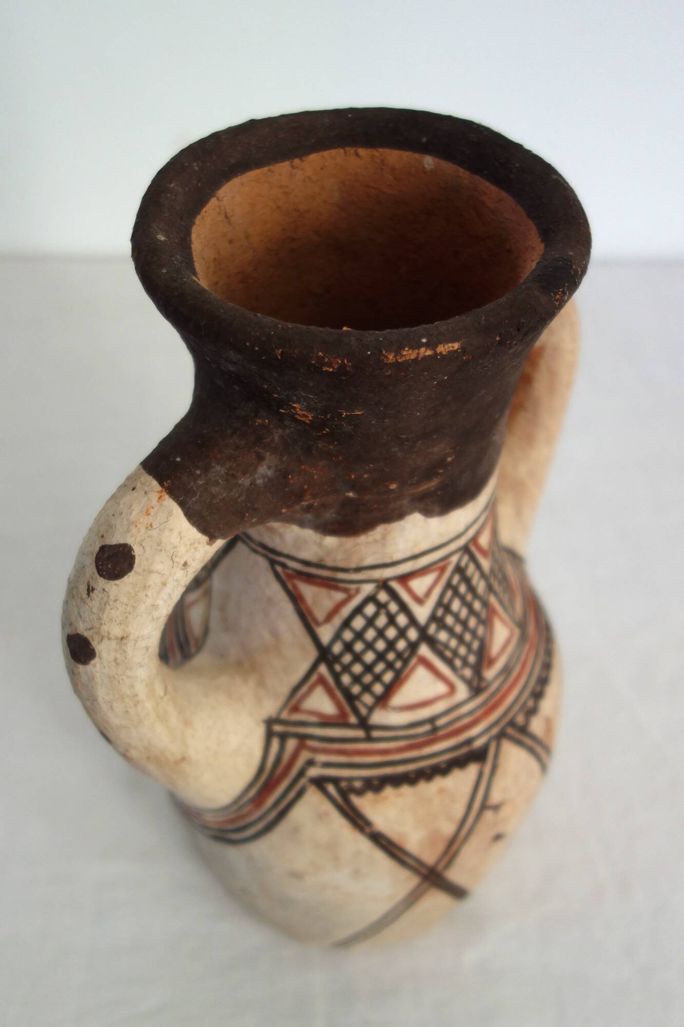 Ancient terracotta jar from the Rif (Morocco) H30cm