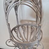 Suspension for plant, lantern-shaped planter