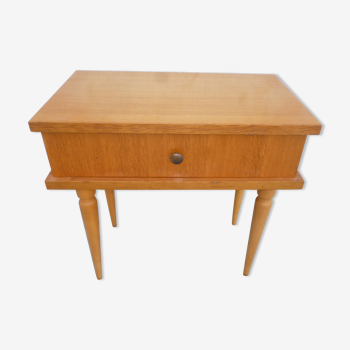 Table de chevet