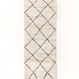 Moroccan Berber carpet Beni Ouarain hallway with black diamonds 2.94x0.85m