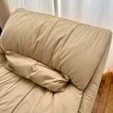 Chauffeuse Plumy Annie Hiéronimus pour Cinna