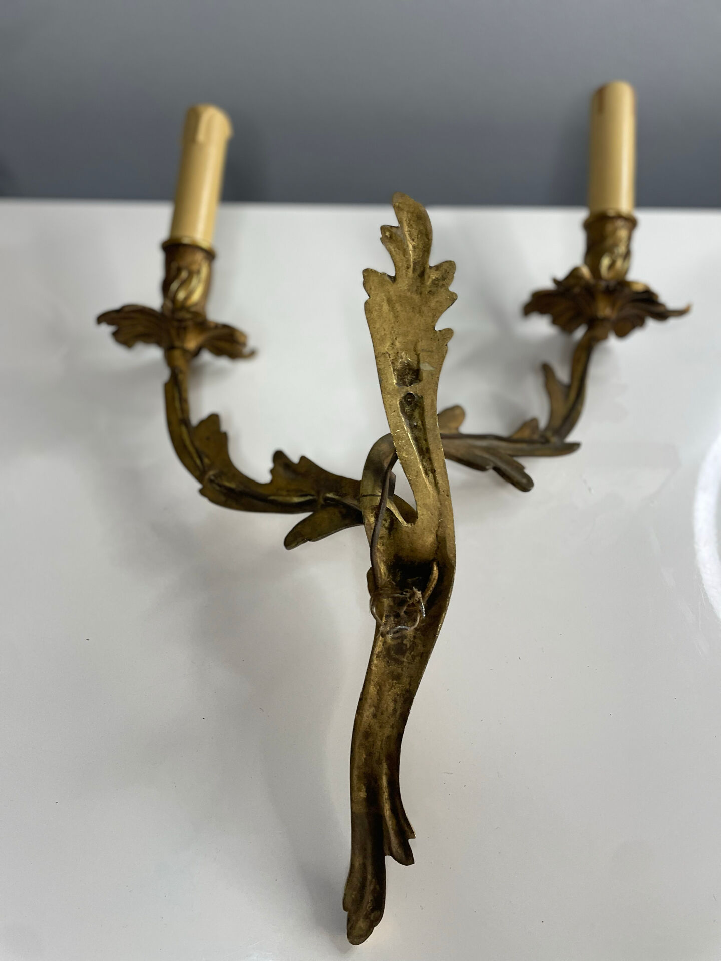 2 antique wall sconces in gilded bronze, Louis XV style