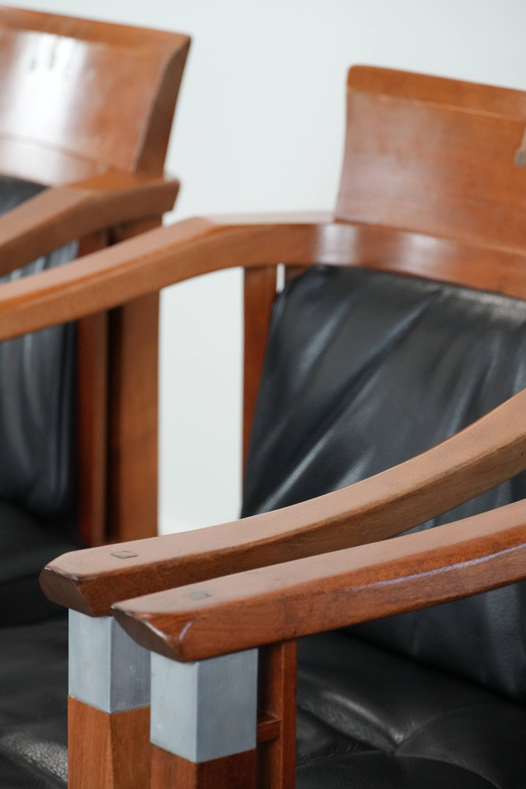 Set of 4 luxury black leather Art Deco dining chairs with armrests