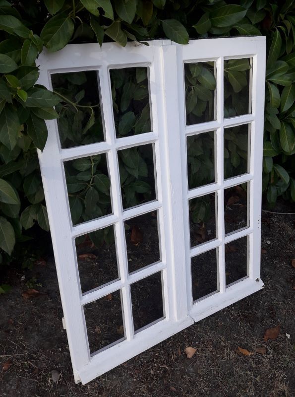 Old oak window H96.9xL81cm small panes