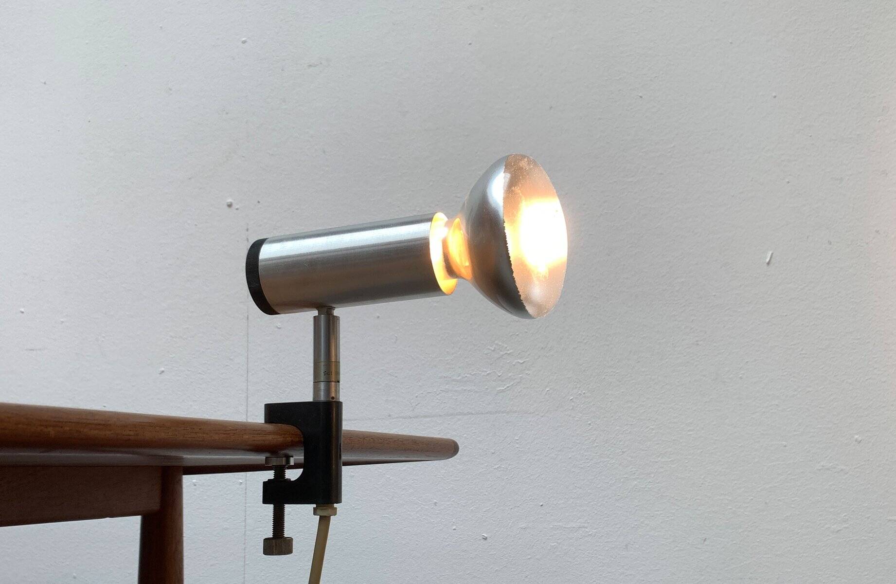 Vintage minimalist clip lamps from the space age, Table or Shelf, by Philips