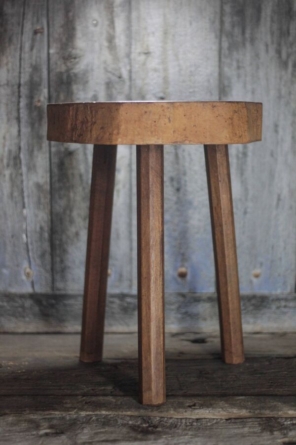 Tabouret vintage, tabouret bois , brutaliste, porte-plante, déco intérieur