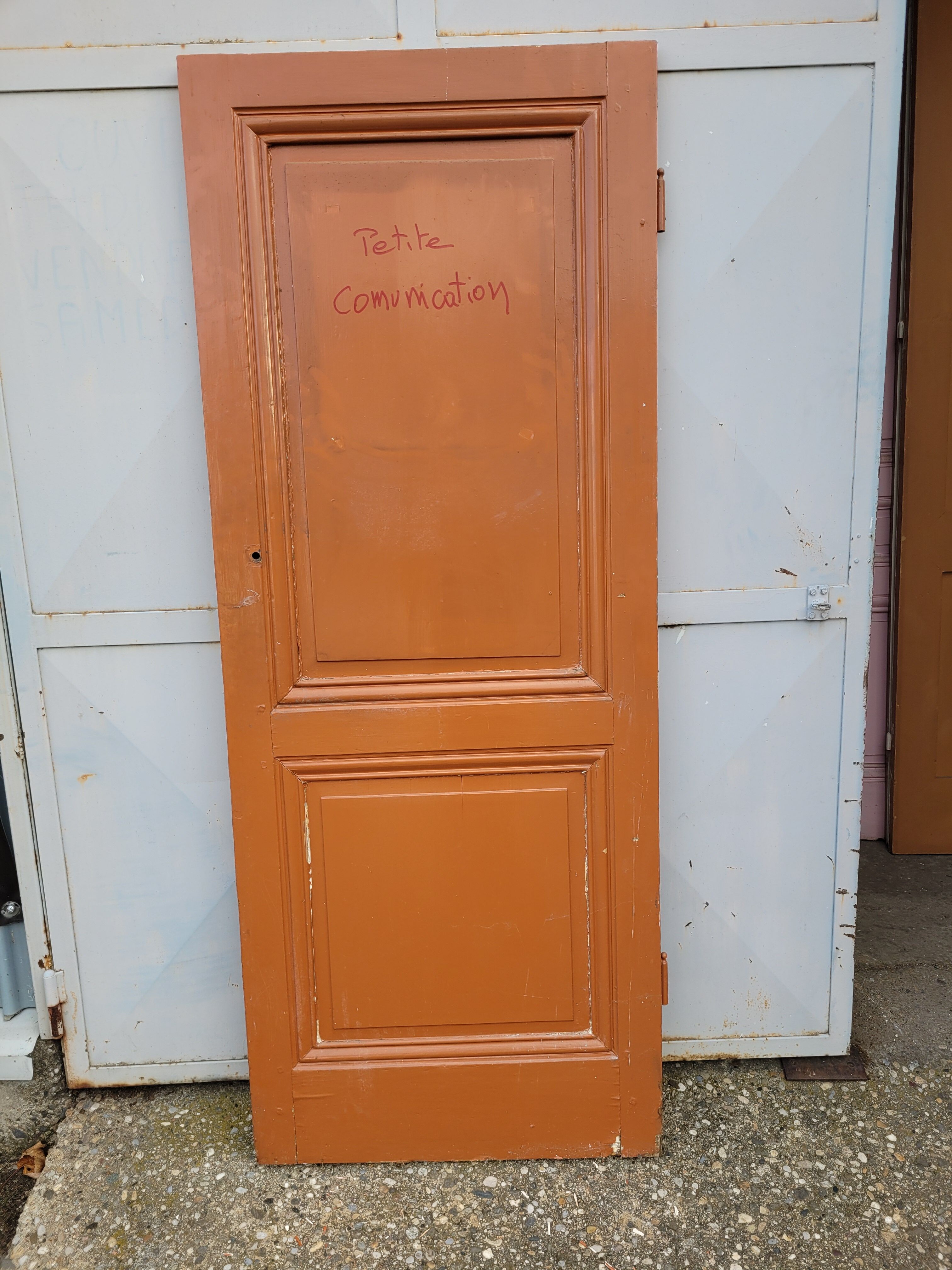 Communication door