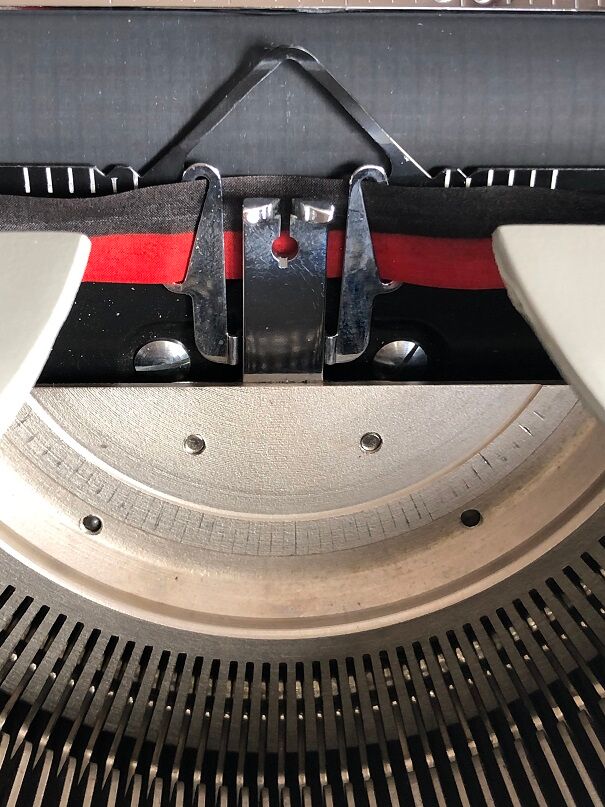 Remington travel riter deluxe grey revised ribbon new