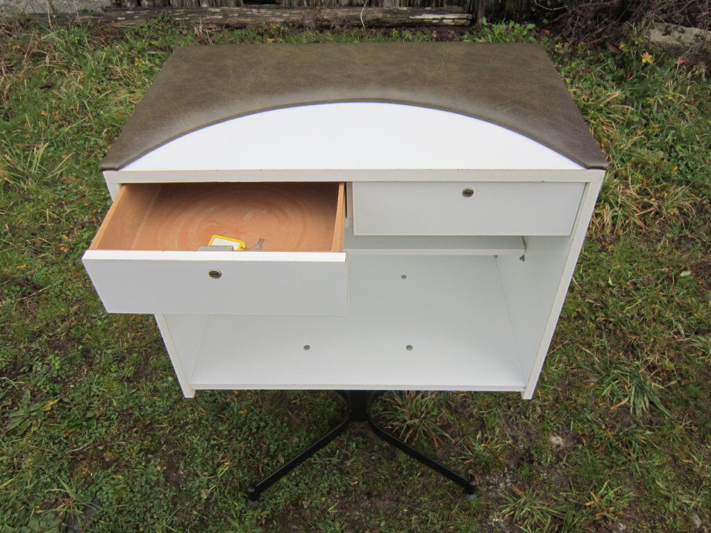 The 1960s store cash desk