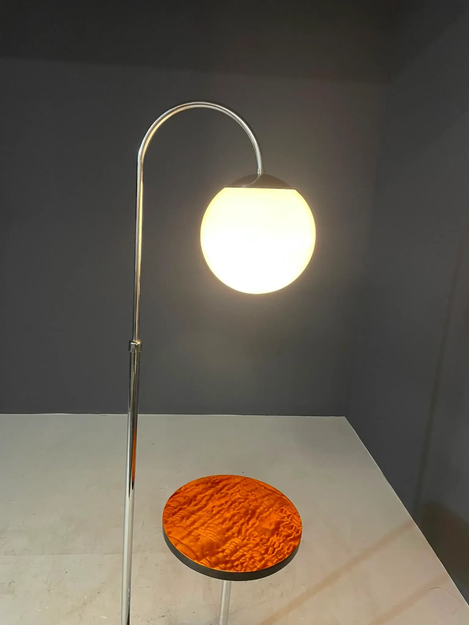 Restored Bauhaus floor lamp with integrated table by R. Slezák, chrome and wood, Czechoslovakia, 1920s, 172 × 45 cm