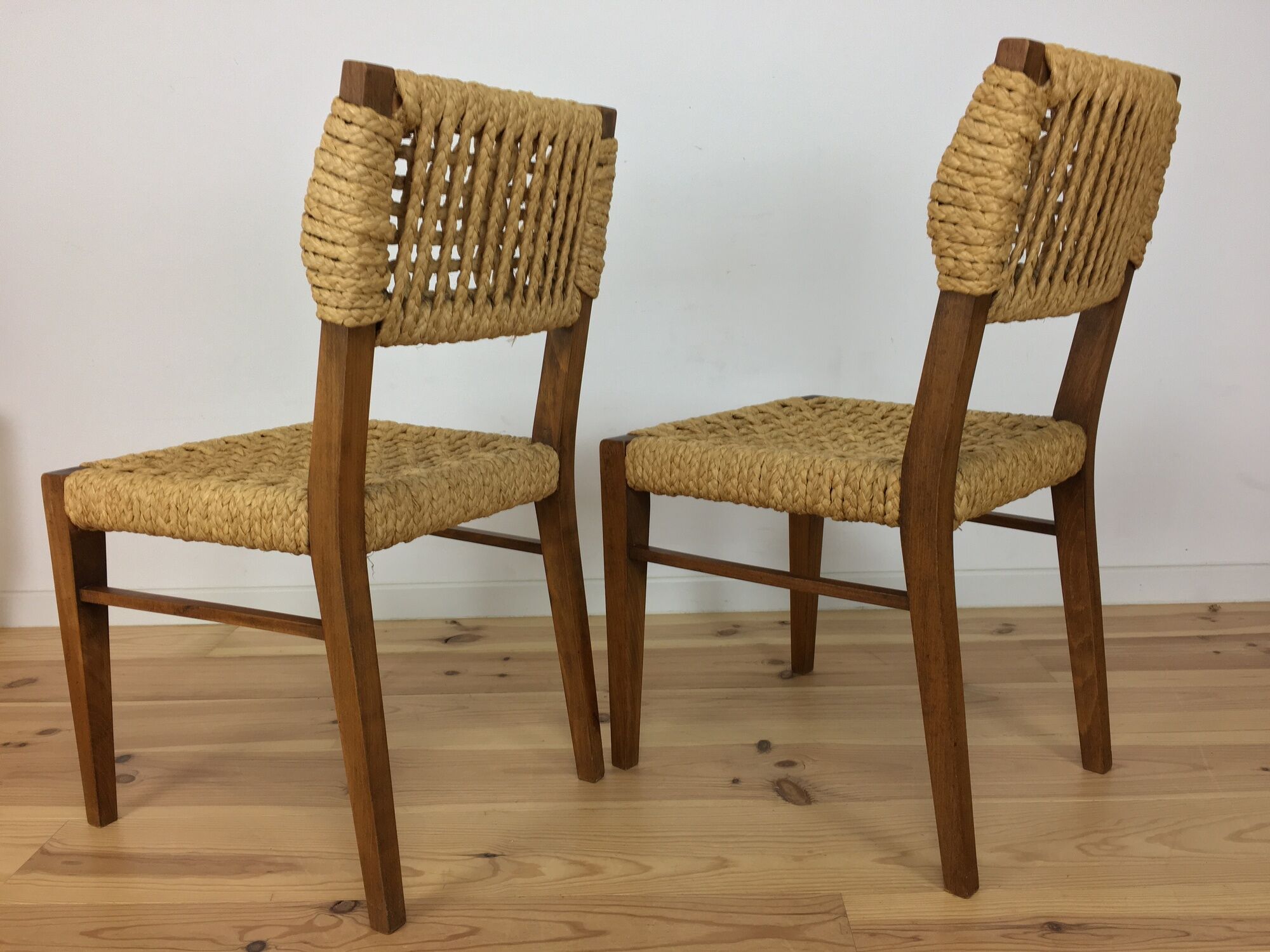 Pair of Vibo Vesoul chairs