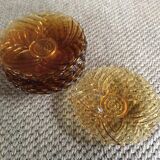 Series of 10 amber plates