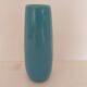 Vase bleu en céramique signé