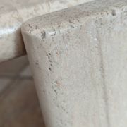 Table basse en travertin
