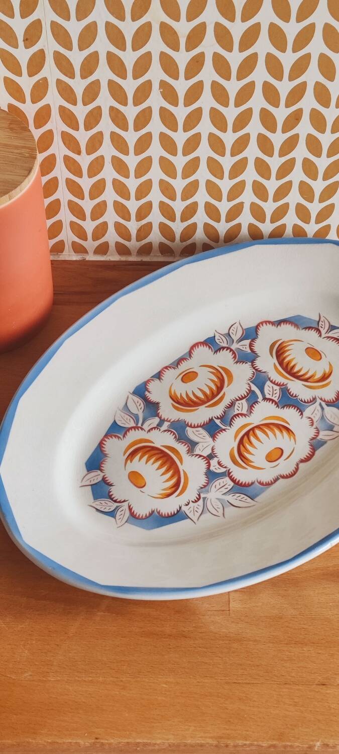 Oval white serving dish with floral patterns Floréal M.B.C.M.