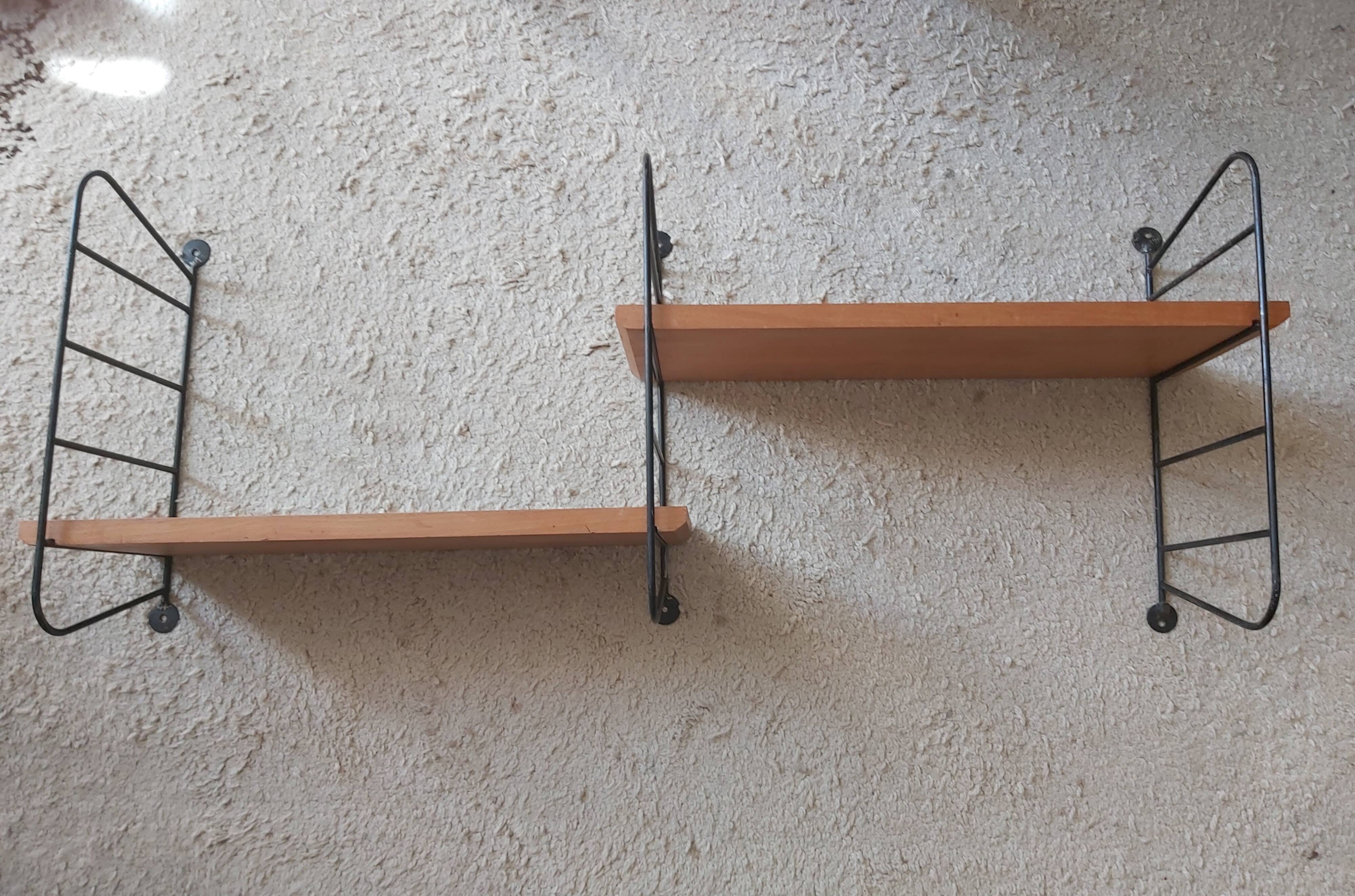 Double shelf vintage String