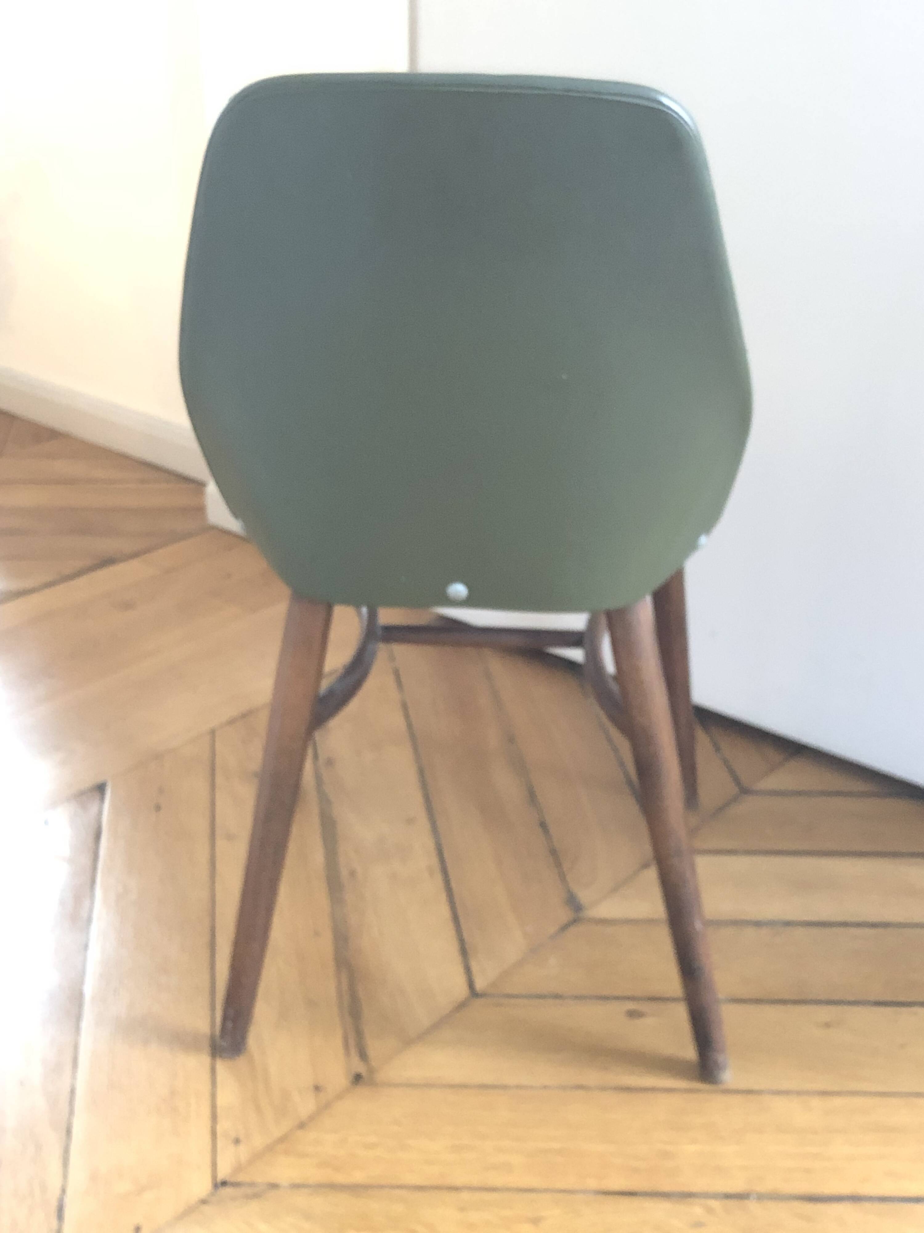 Leather chair color olive, year 50