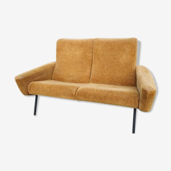 Beautiful 2-seat vintage sofa sofa