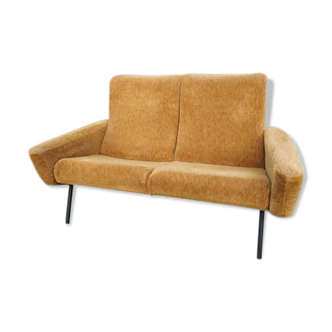 Beautiful 2-seat vintage sofa sofa