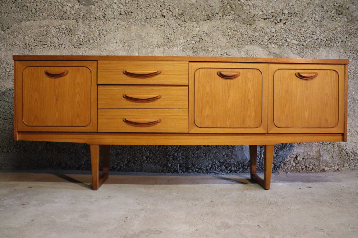 Enfilade scandinave en bois blond 1960