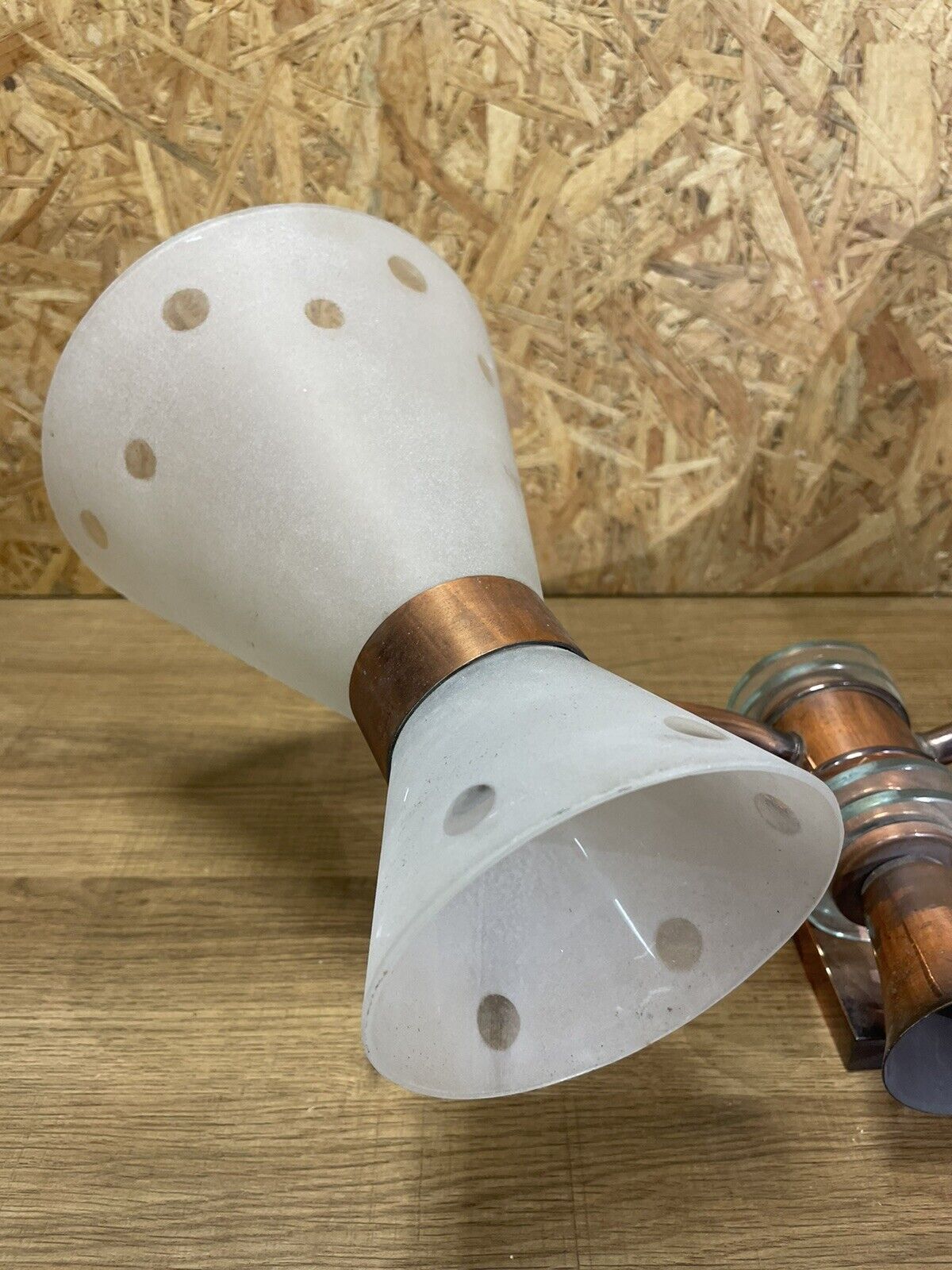 Double wall lamp