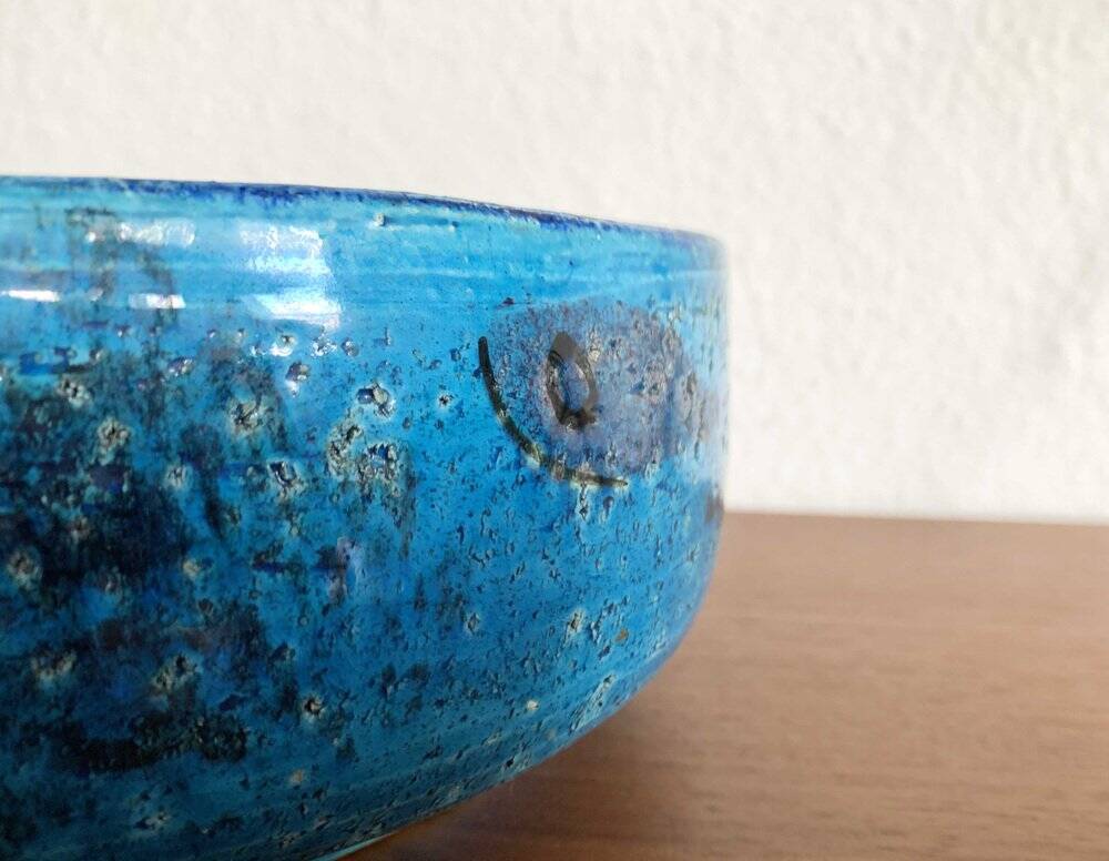 Fish pottery bowl by Aldo Londi for Bitossi, Italy, 1960s.