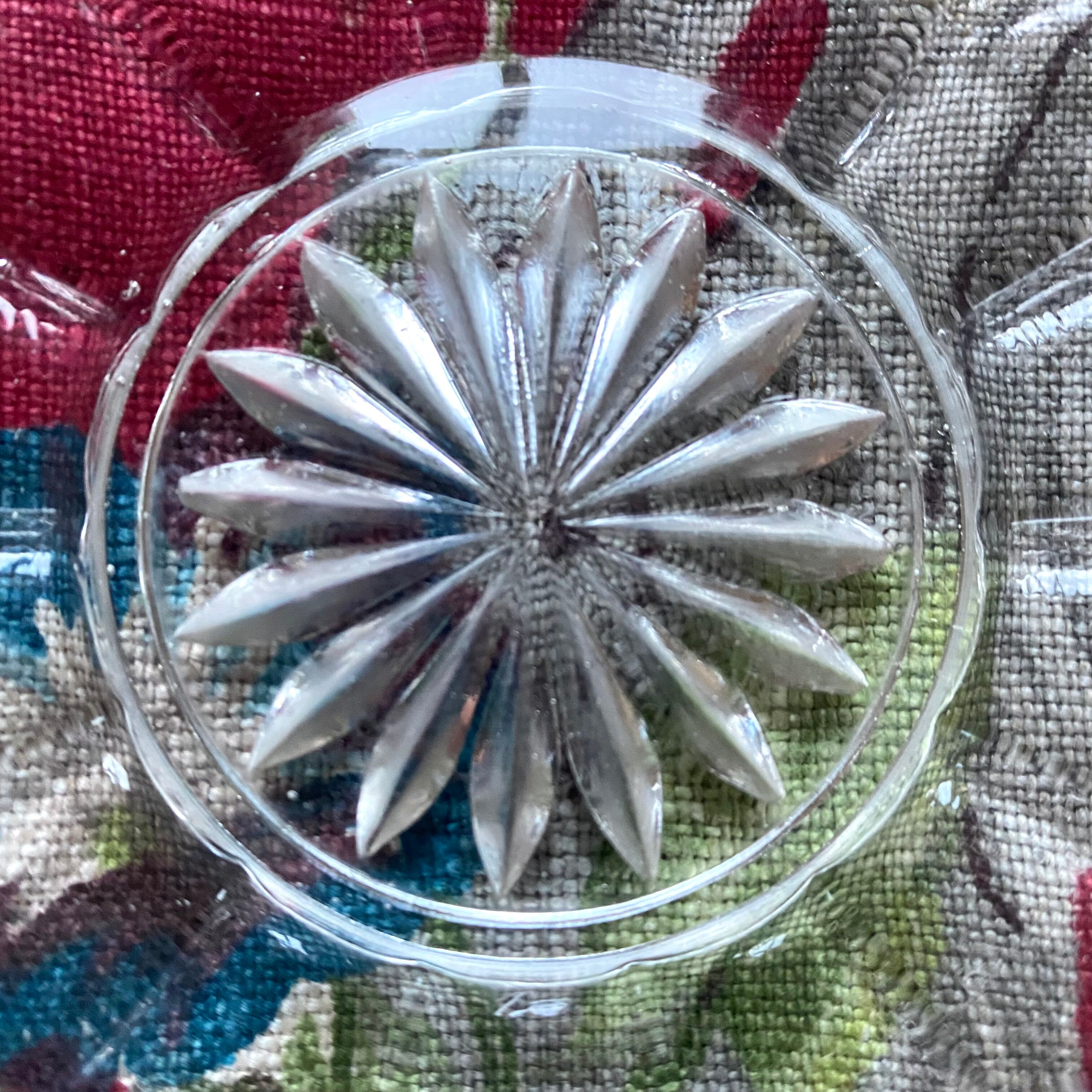 12 transparent glass dessert plates