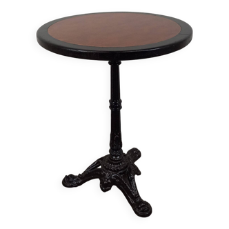 Parisian bistro pedestal table