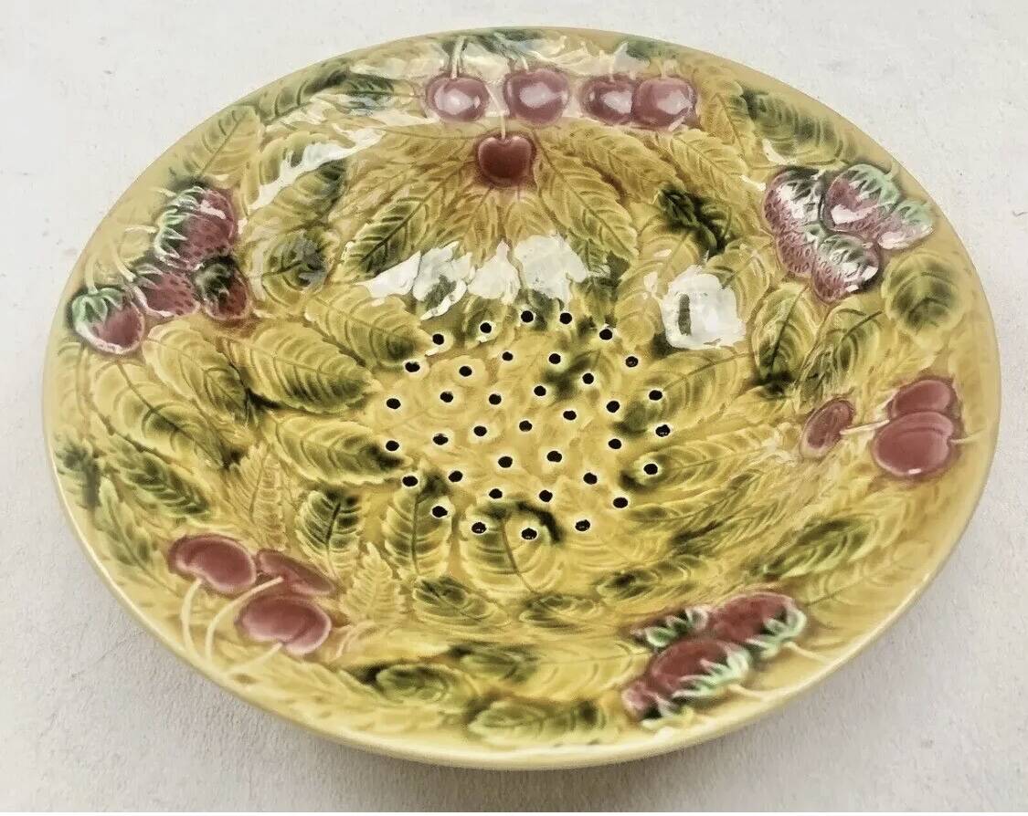 mounted plate cake dish fruit slushie Sarreguemines