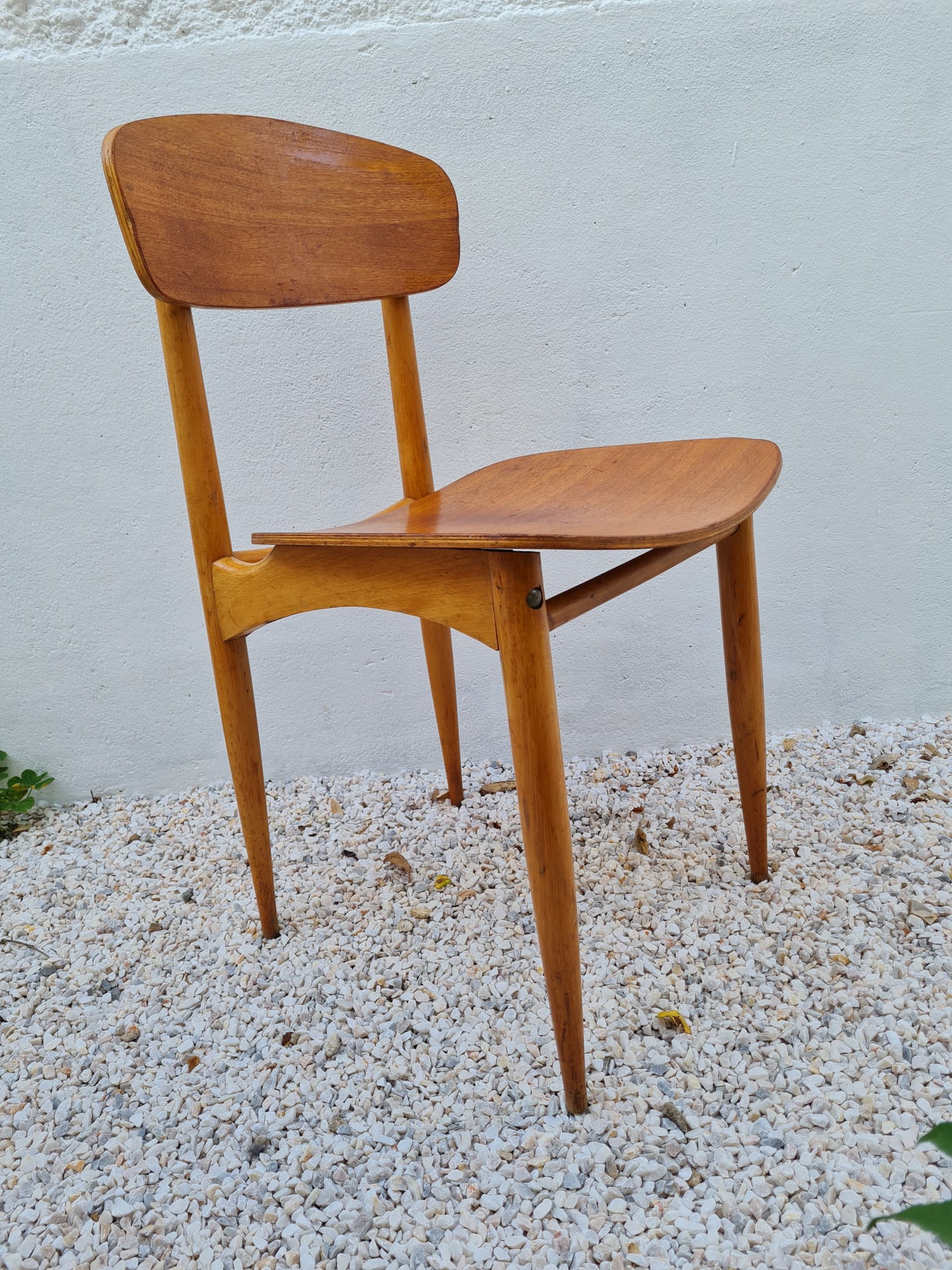 Scandinavian chair Stella