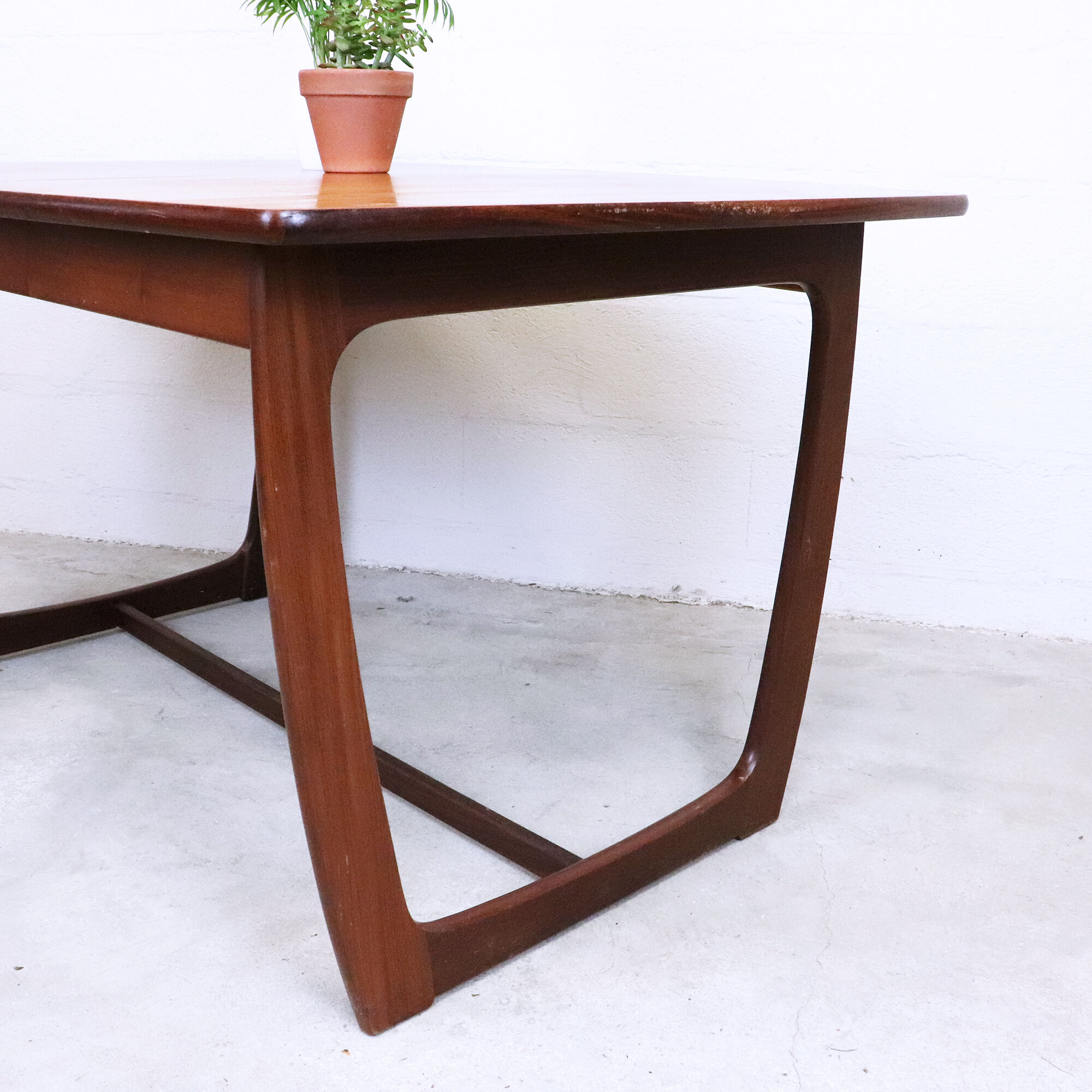 Teak expandable dining table, Denmark, 1960