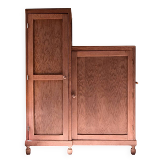 Armoire asymétrique