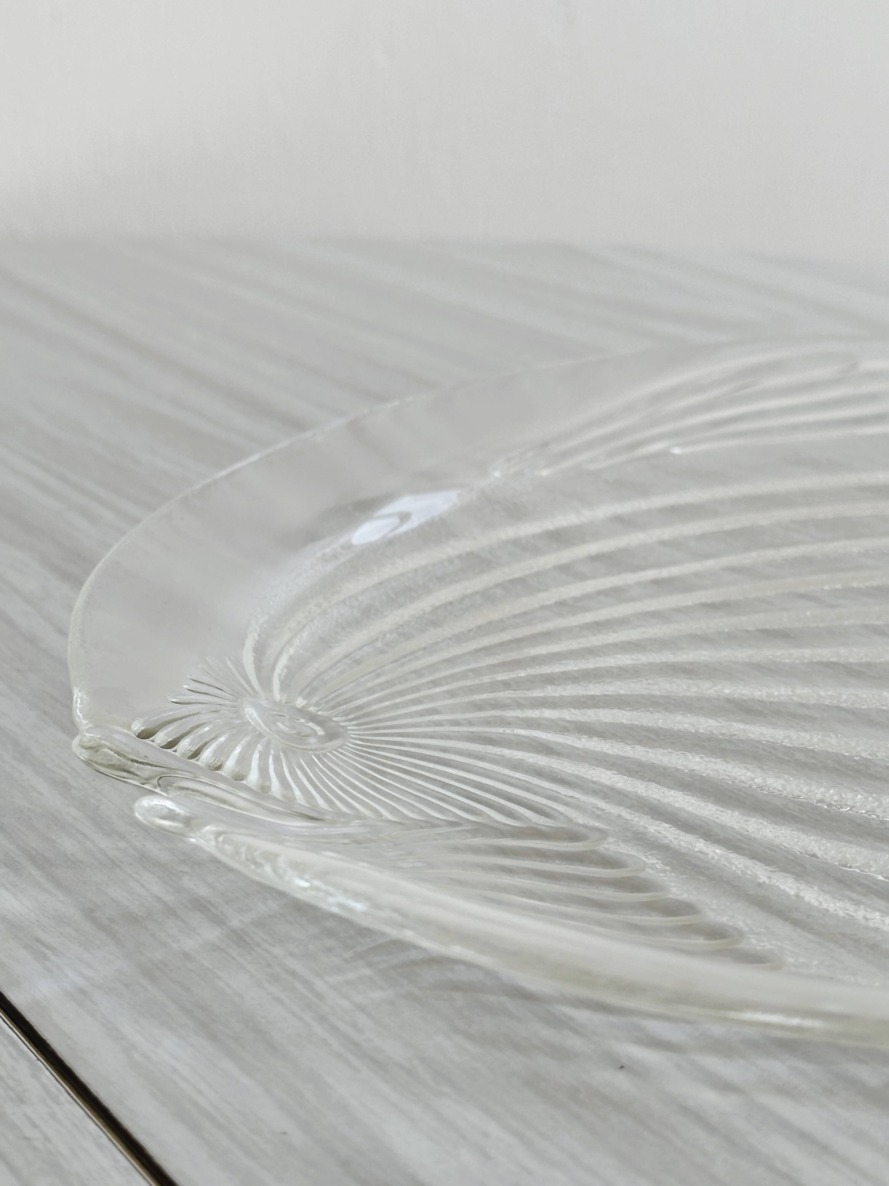 Fish serving dish.